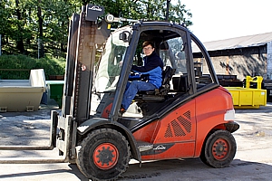 Transport mittels Gabelstapler